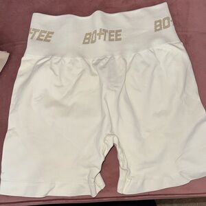 Bo + Tee Scrunch Butt Shorts